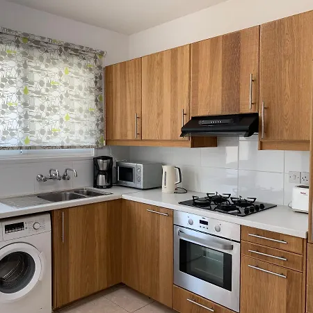 A Lovely 3 Bedroom App Larnaca